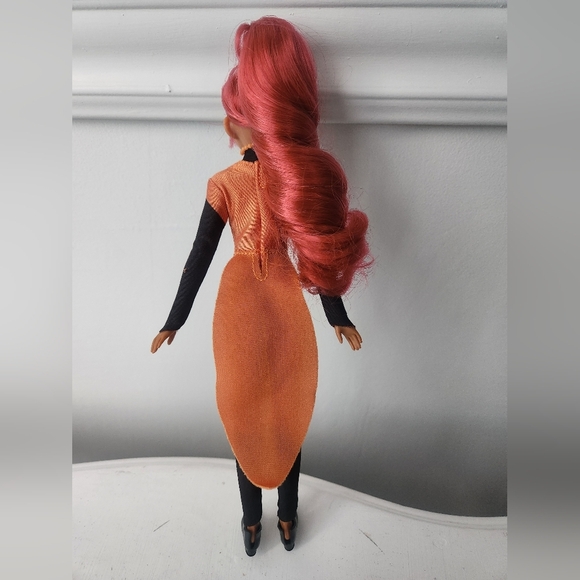 Set Of 2 Miraculous Lady Bug & Rena Rouge Dolls - Used For Display Only - Picture 4 of 10